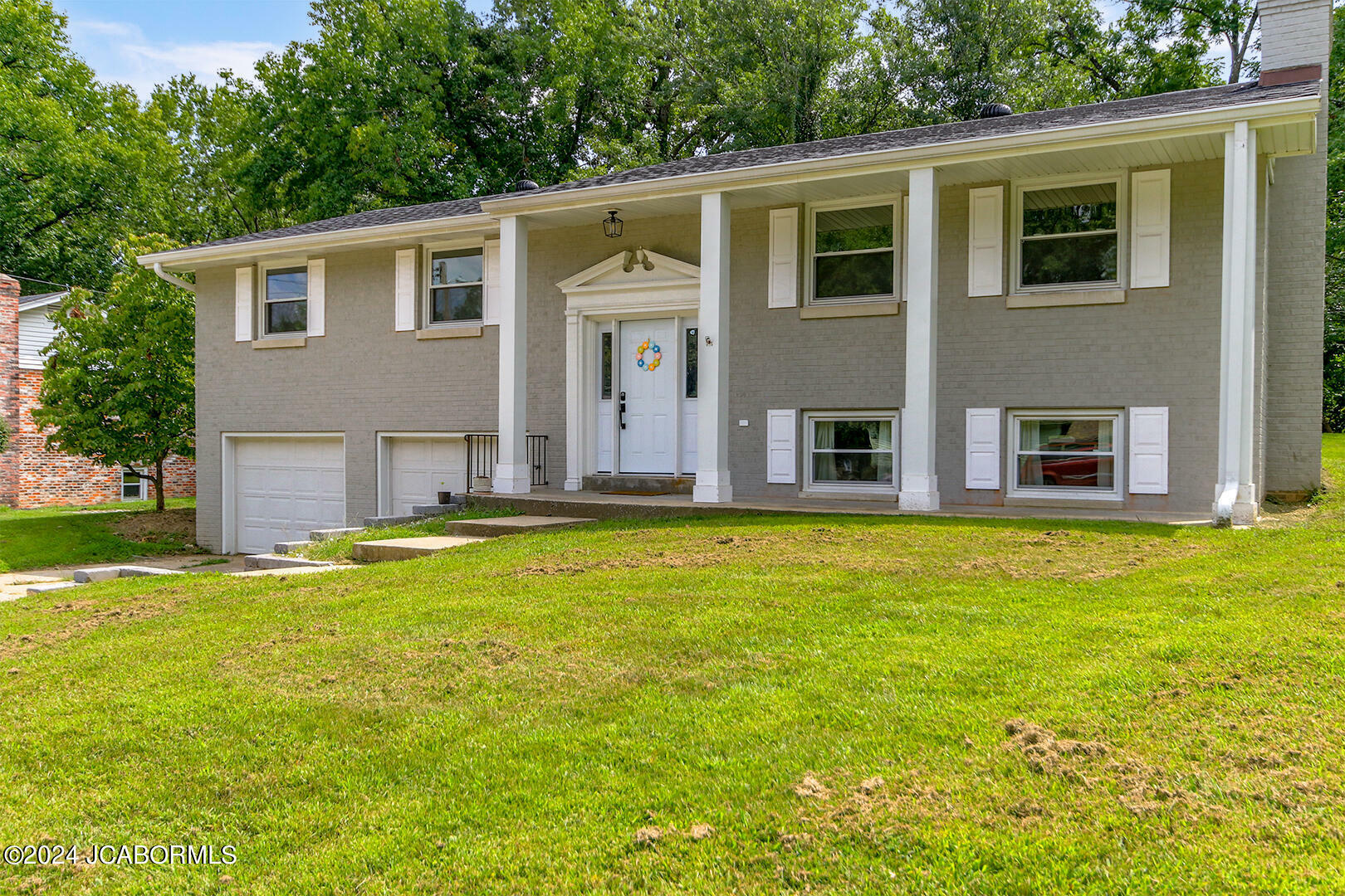 Property Photo:  2621 Twin Hills Road  MO 65109 