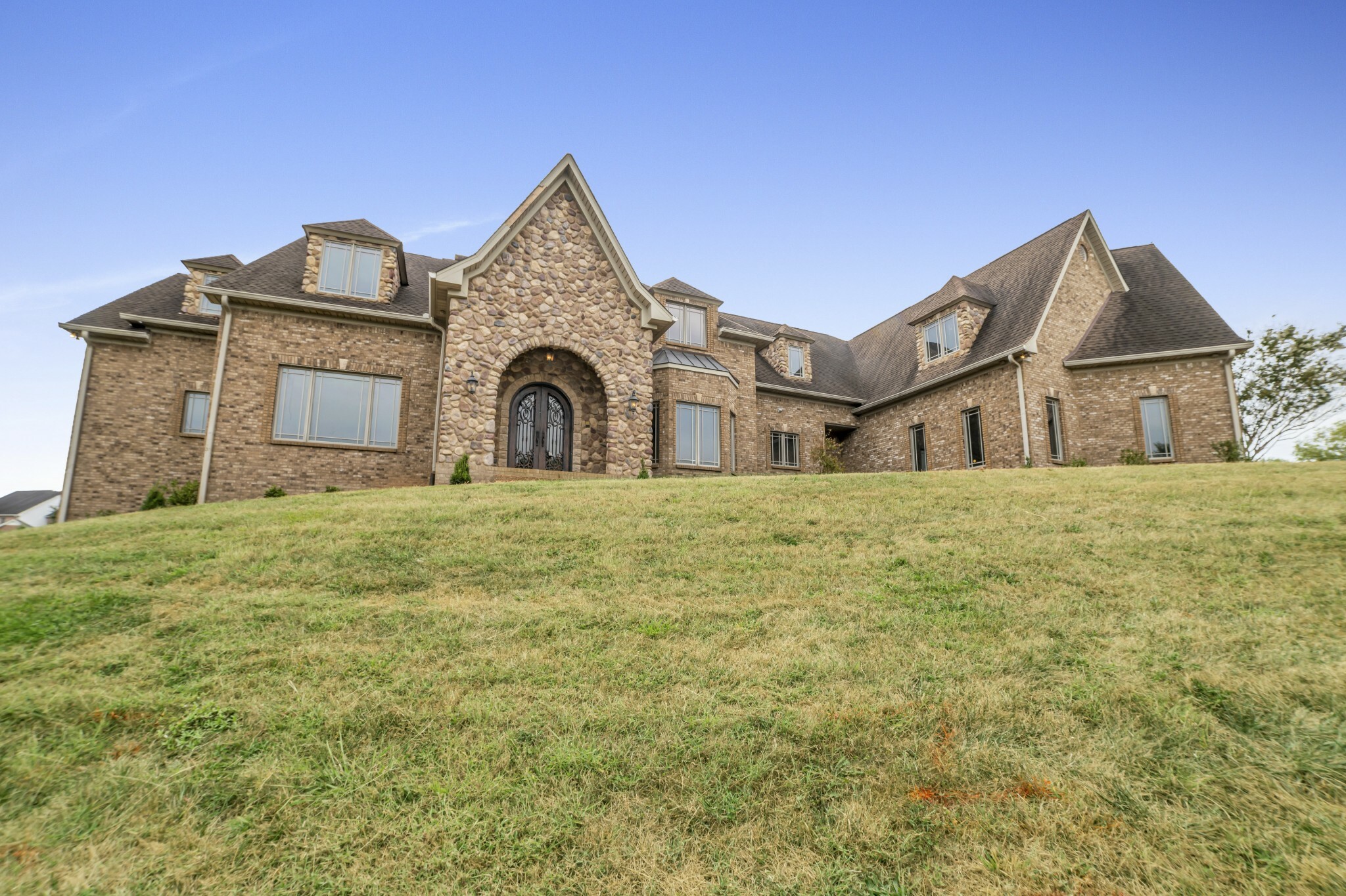 2848 Carriage Way  Clarksville TN 37043 photo