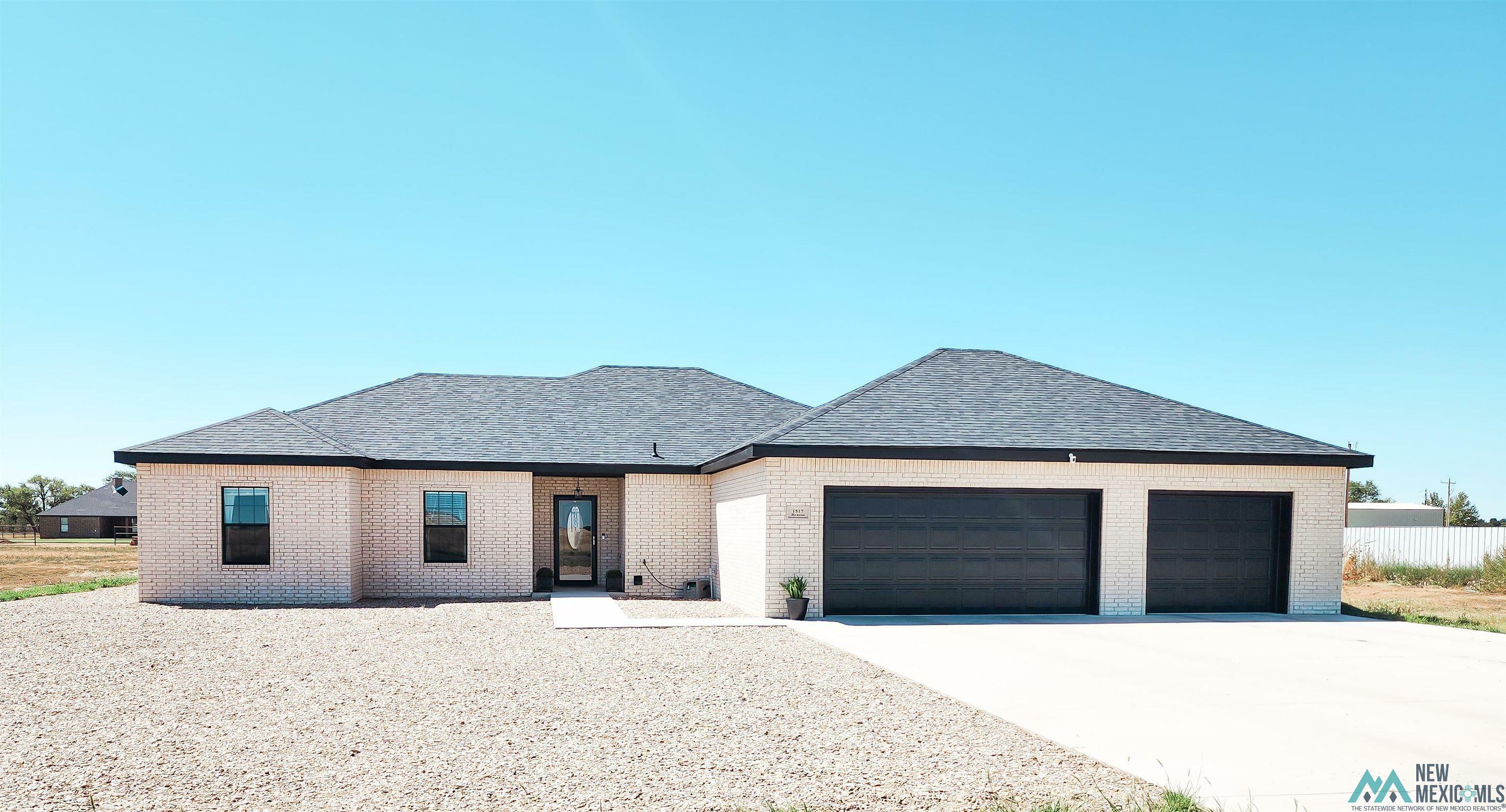 Property Photo:  1517 Brazos Boulevard  NM 88101 