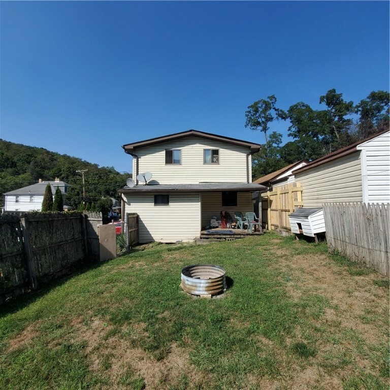 Property Photo:  192 Hickory Street  PA 15136 