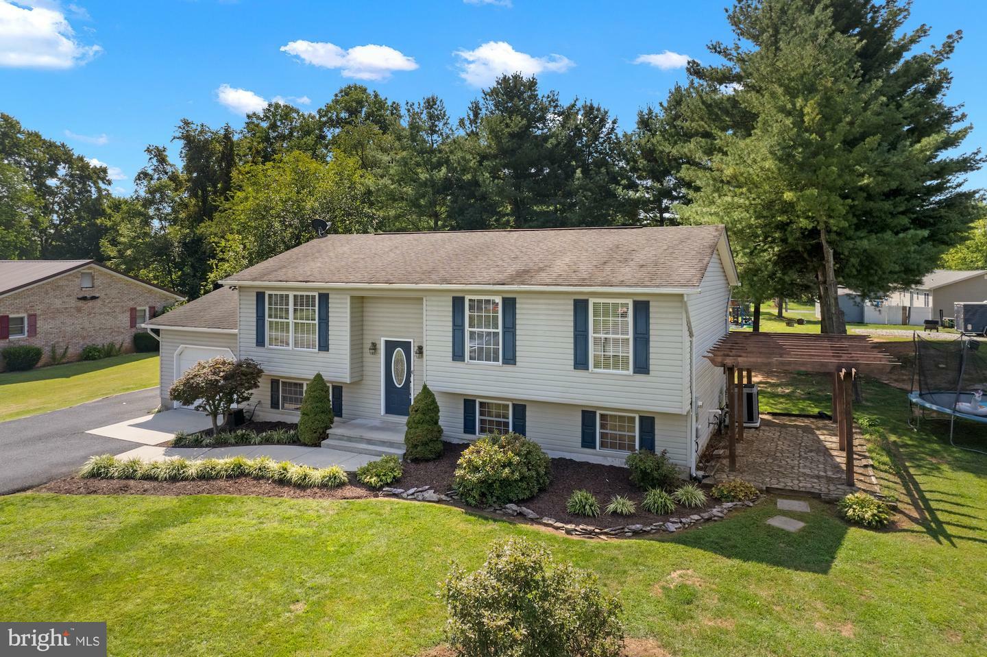17 Crossland Trail  Fairfield PA 17320 photo