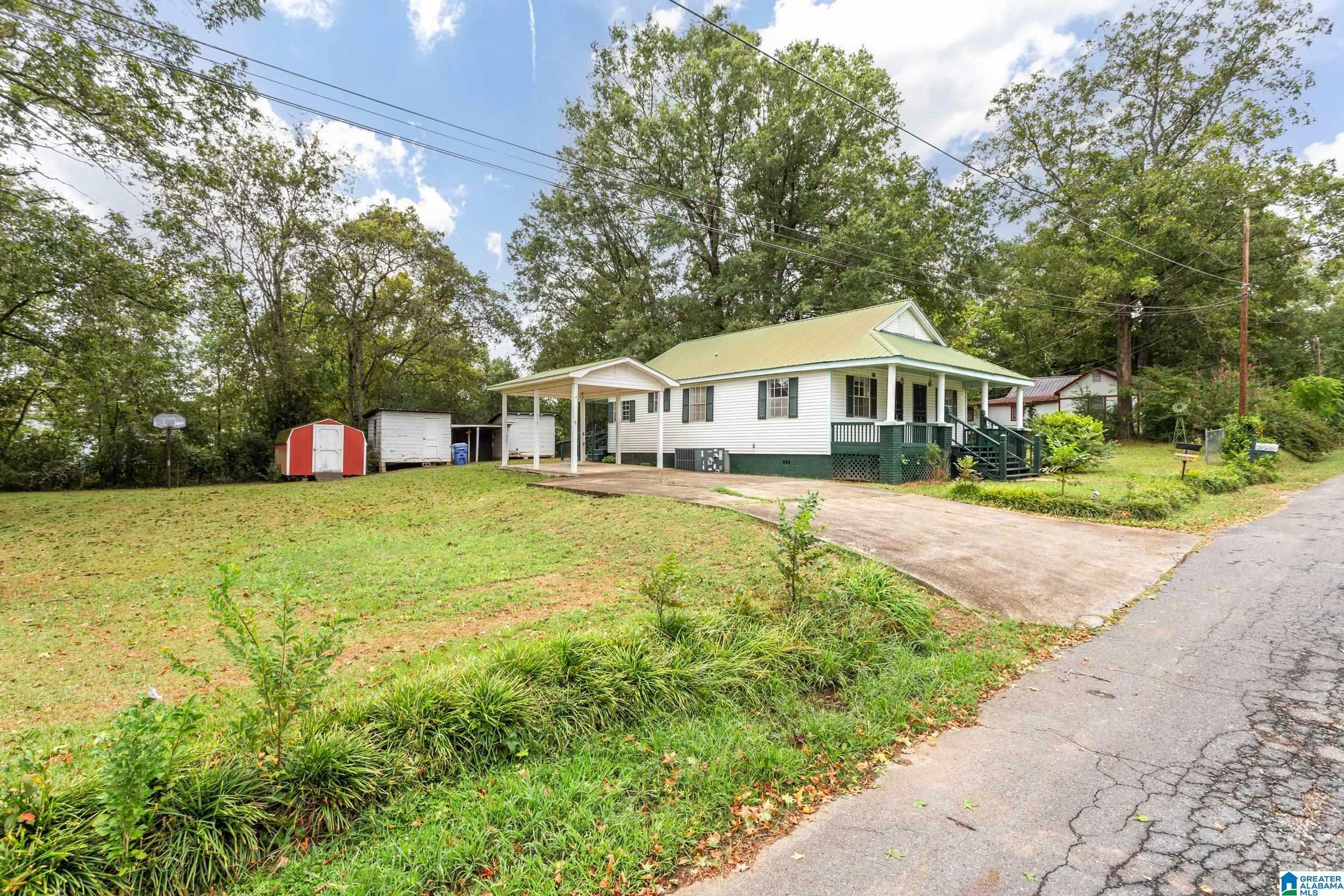 Property Photo:  208 Williams Avenue  AL 35160 