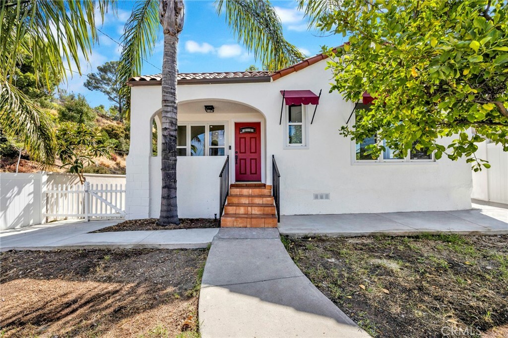 Property Photo:  10648 Pinewood Avenue  CA 91042 