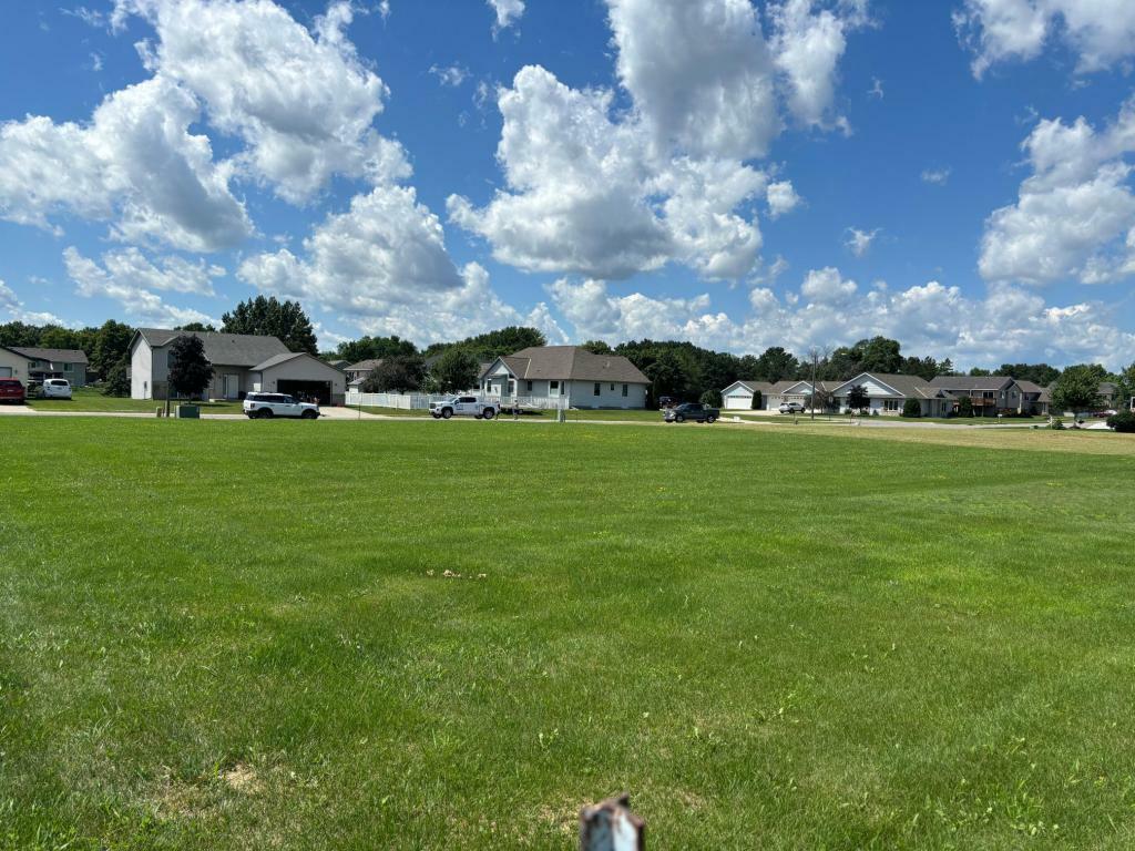 Property Photo:  535 Maywood Avenue  MN 56362 