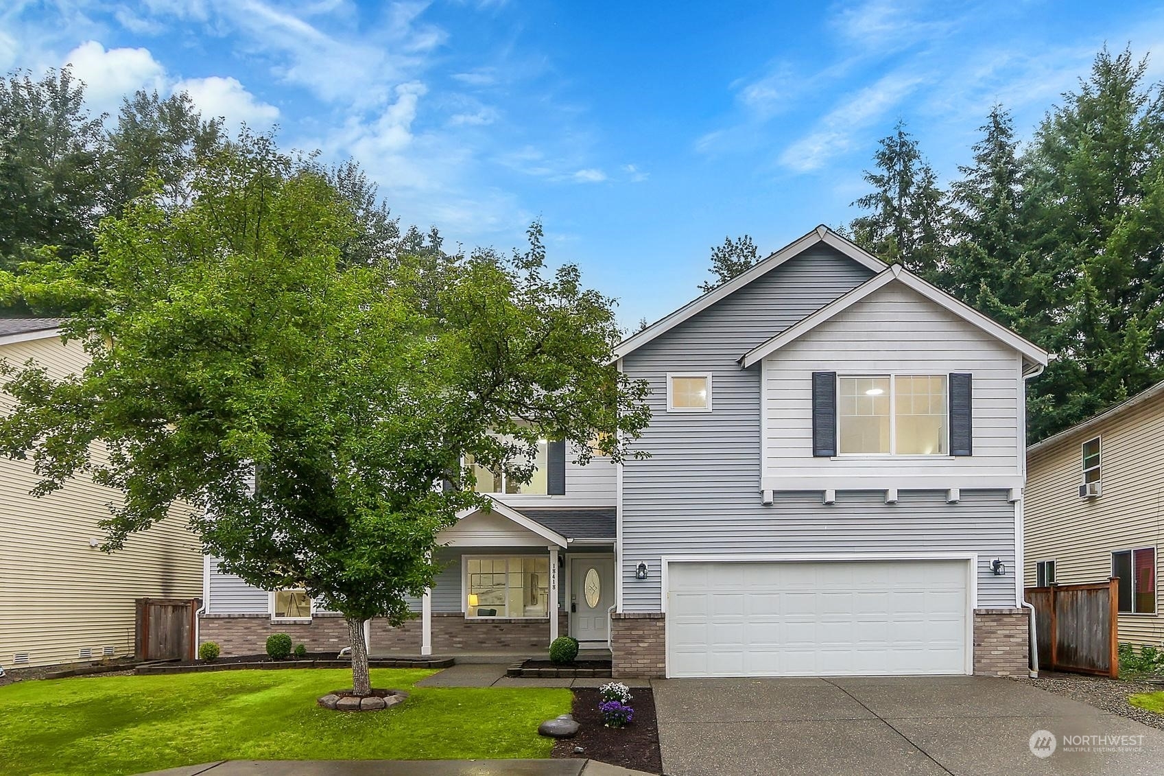 Property Photo:  18418 93rd Avenue E  WA 98375 