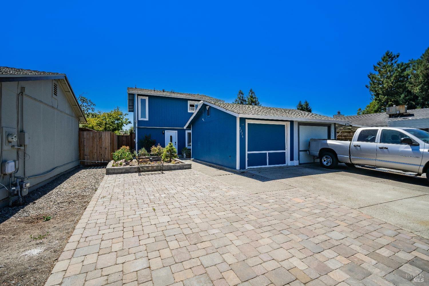 Property Photo:  2236 Campbell Drive  CA 95407 