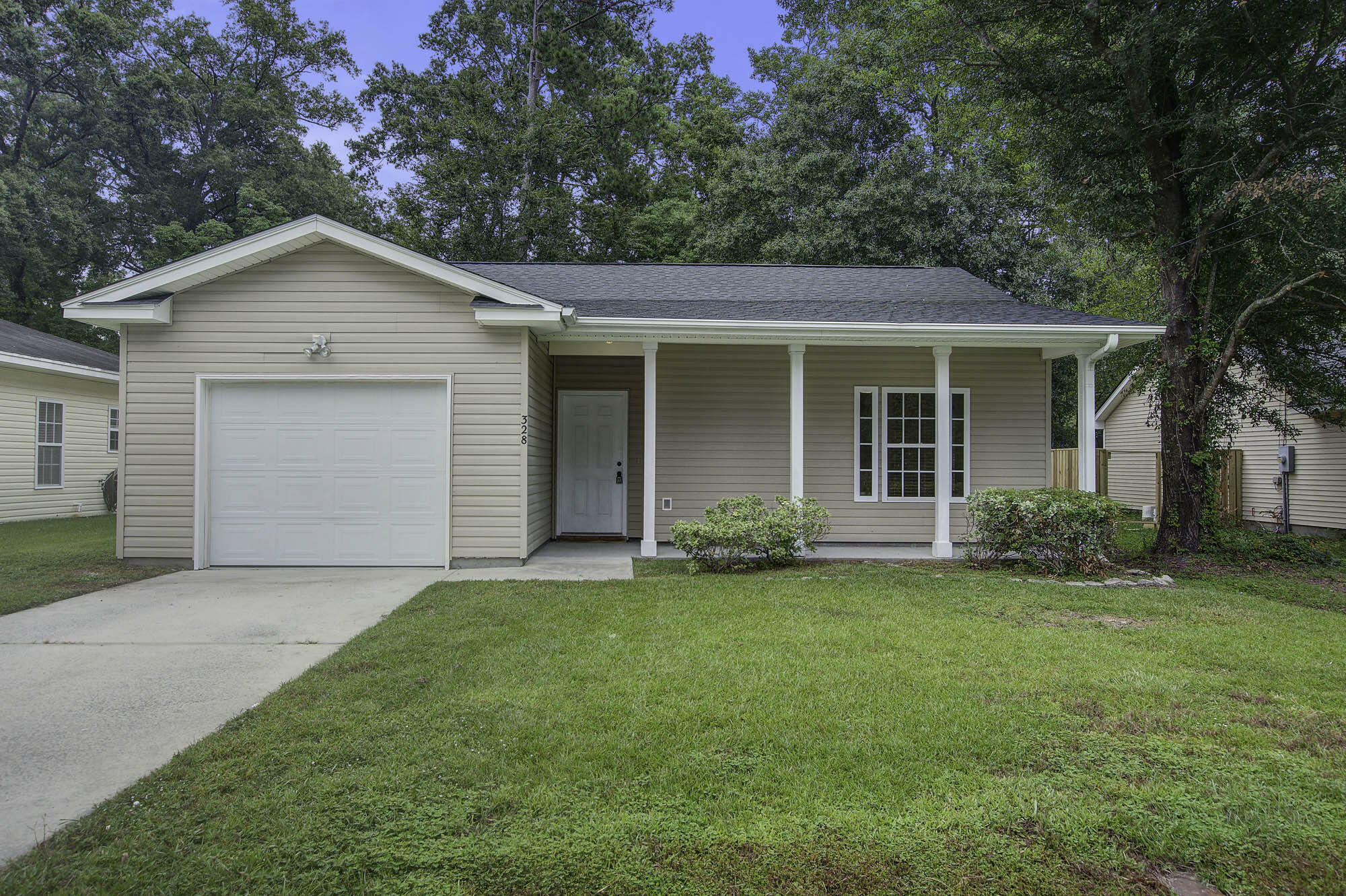 Property Photo:  328 Price Street  SC 29445 