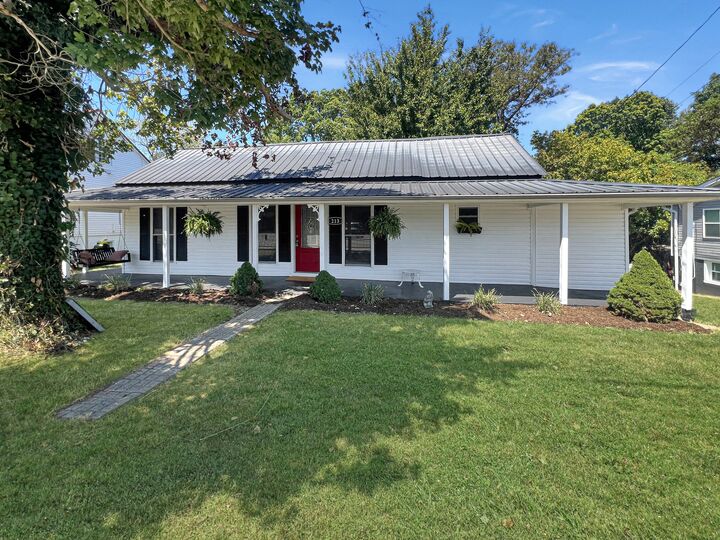 213 Church St  Dover TN 37058 photo