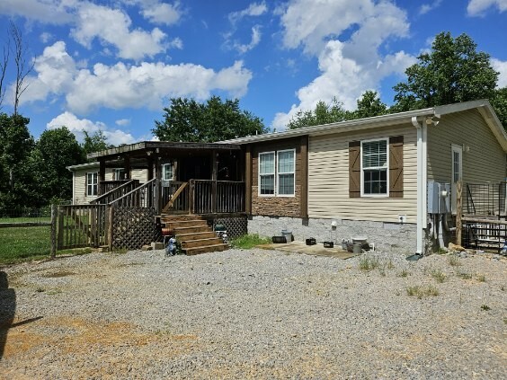 Property Photo:  3740 Buffalo Rd  TN 38483 