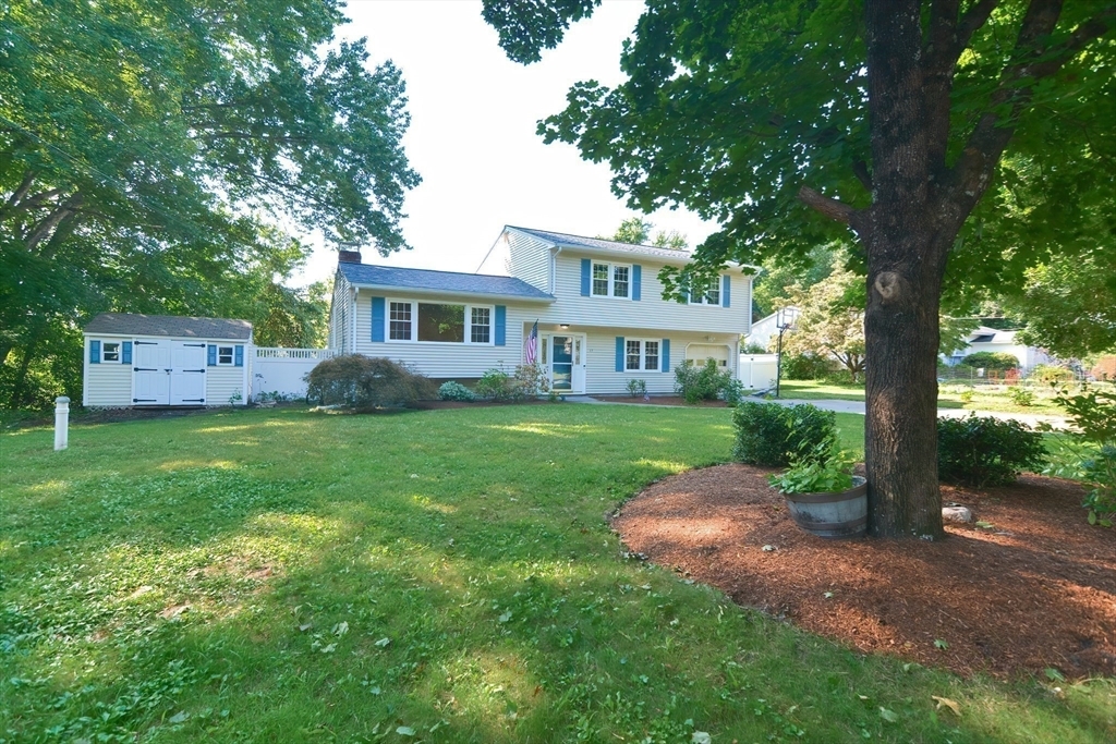 Property Photo:  17 Westfield Drive  MA 01746 