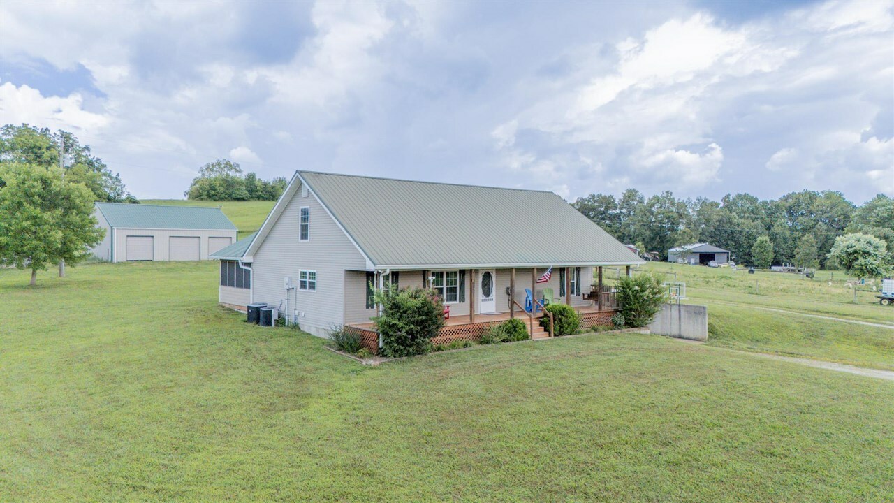 Property Photo:  522 Park City Glasgow Rd  KY 42141 