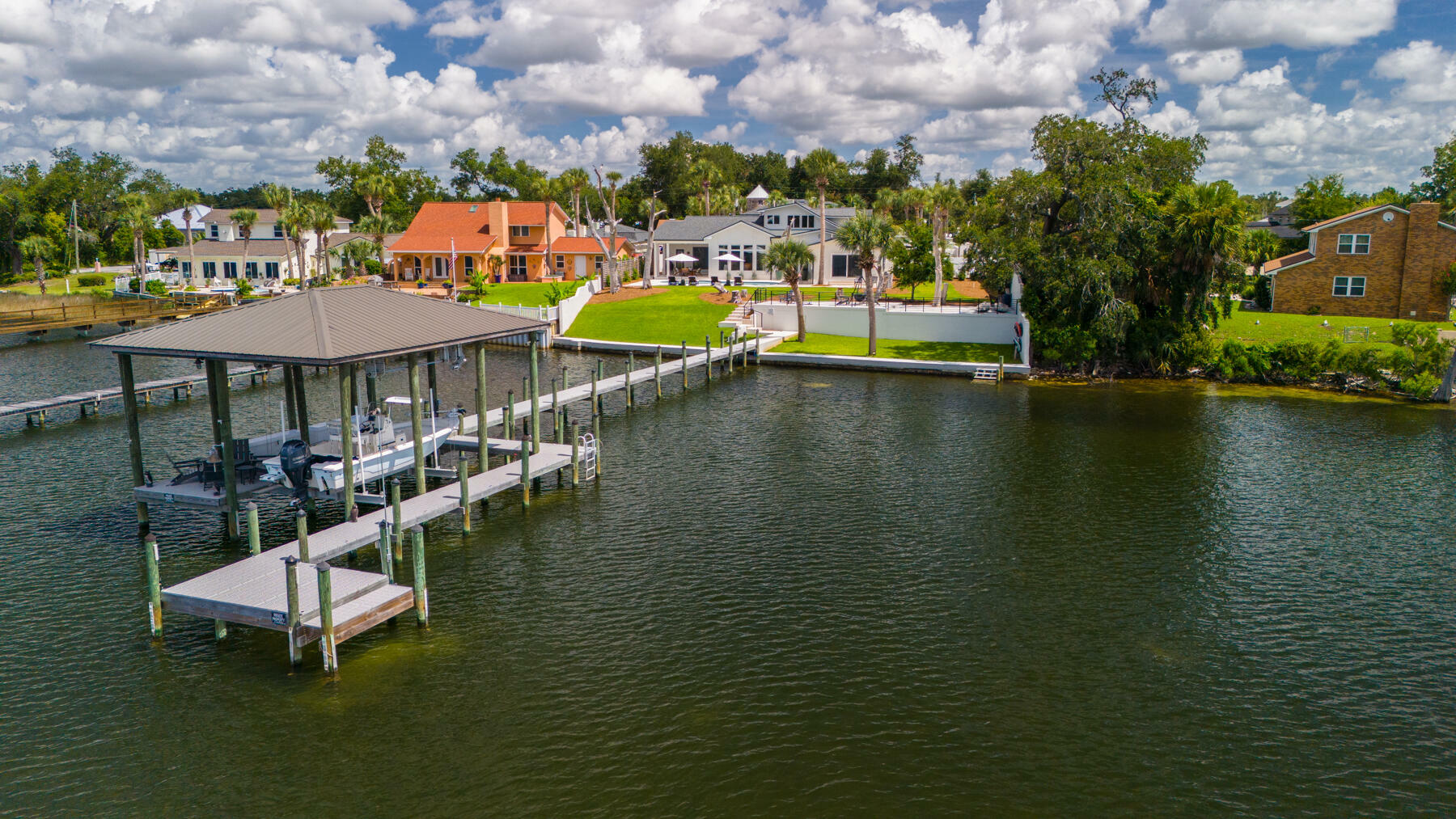 Property Photo:  1212 E Park Street  FL 32404 