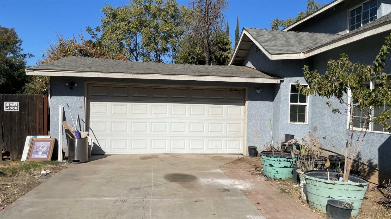 Property Photo:  5423 E Tulare Avenue  CA 93727 