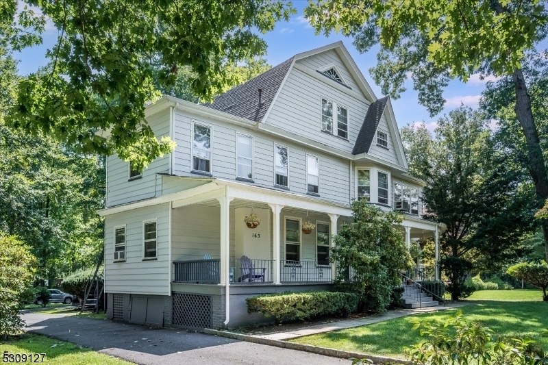 Property Photo:  163 Park St  NJ 07042 