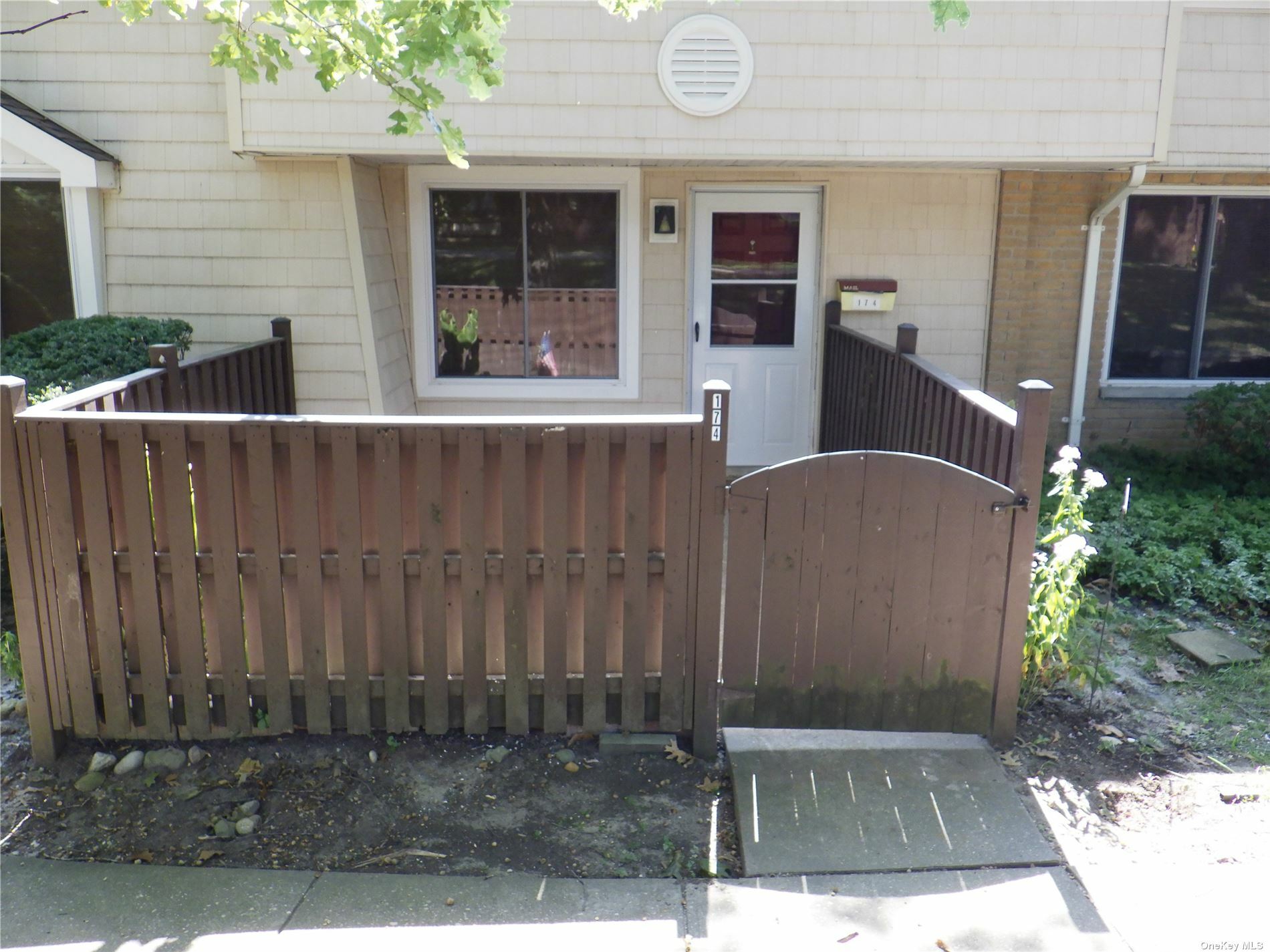 Property Photo:  174 Cambridge Drive  NY 11776 