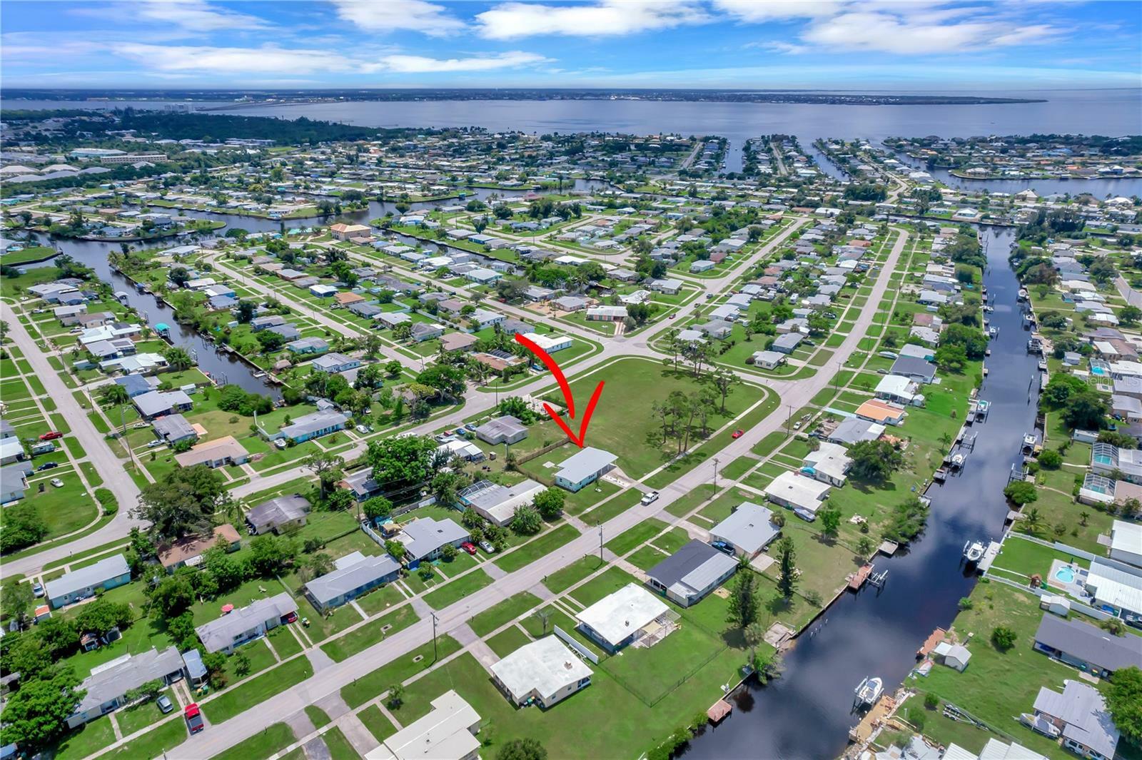 Property Photo:  4050 Conway Boulevard  FL 33952 