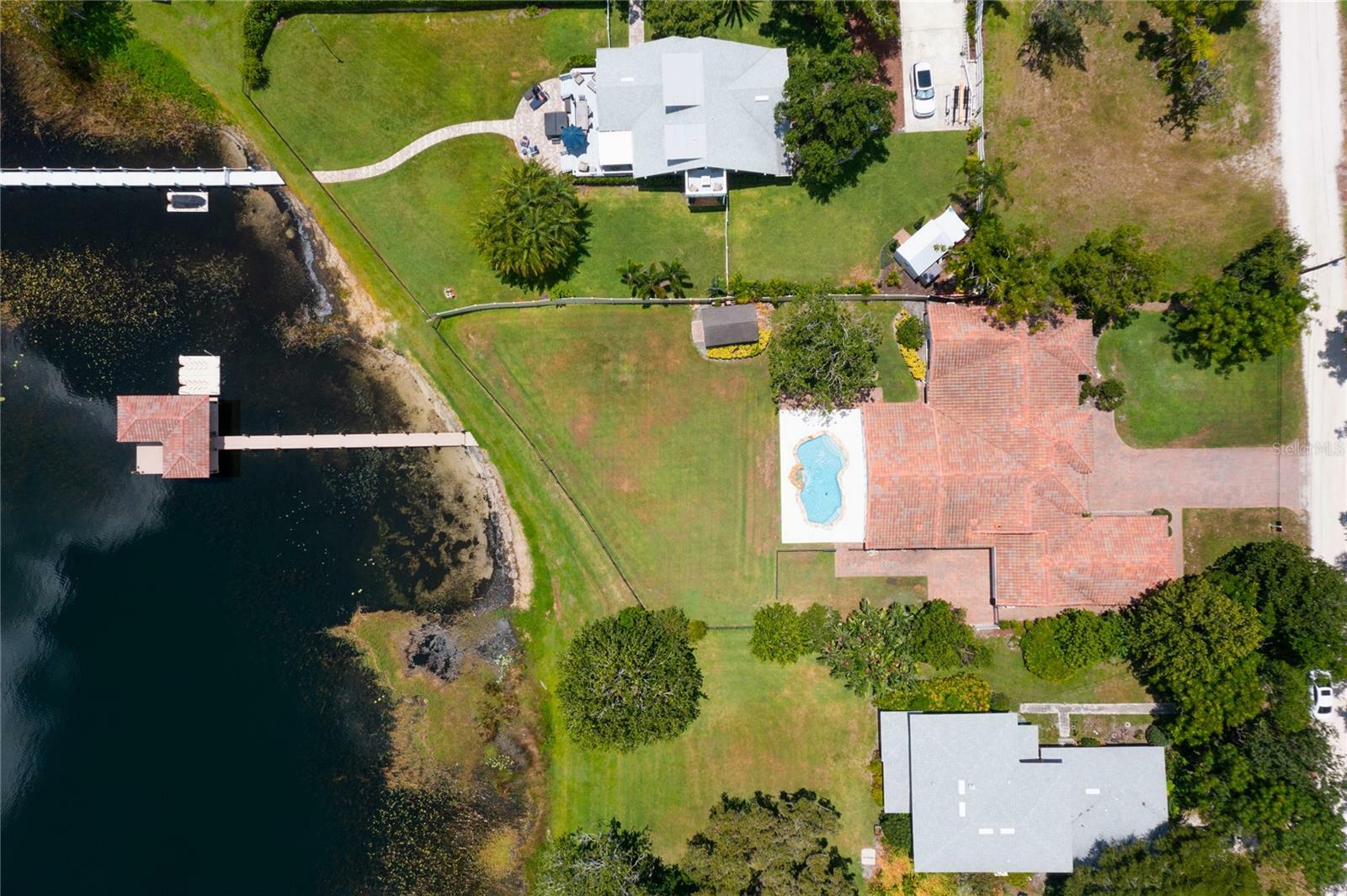 Property Photo:  325 Magnolia Street  FL 34786 