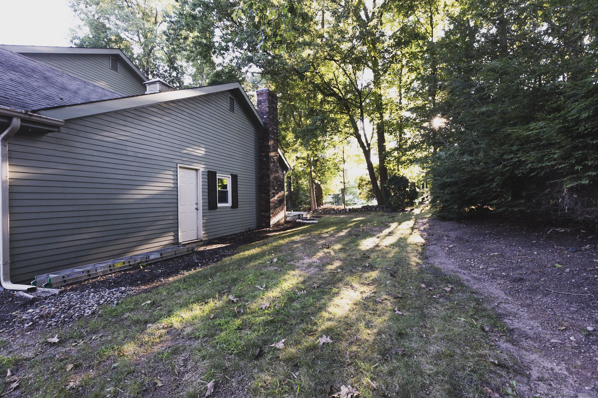 Property Photo:  8 Autumn Lane  CT 06062 