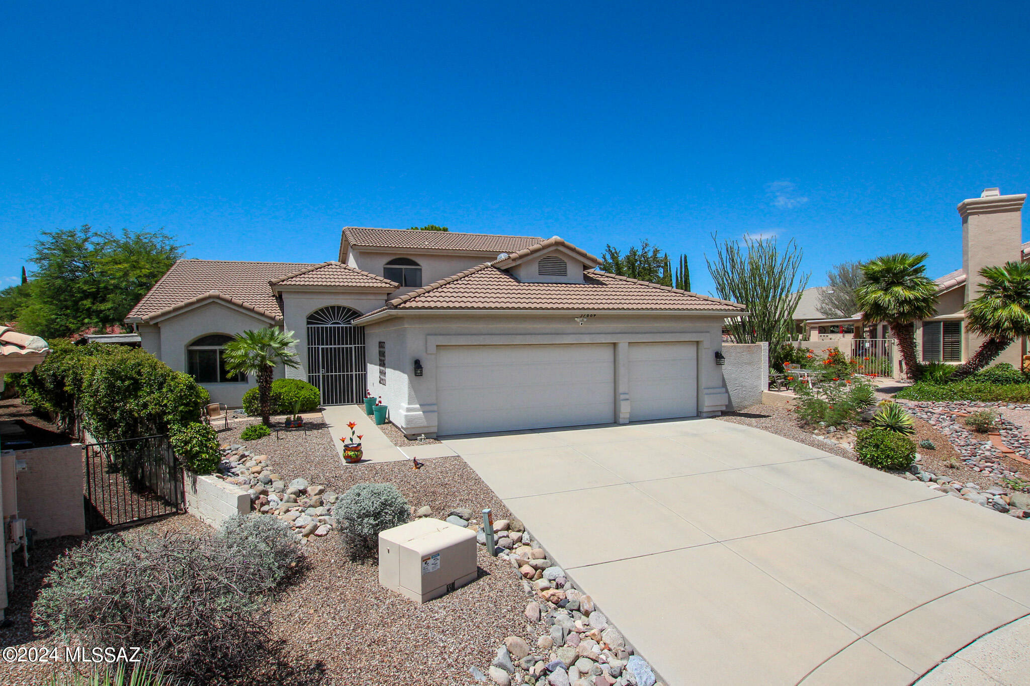 Property Photo:  37884 S Cypress Court  AZ 85739 