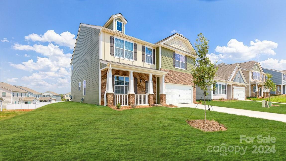 Property Photo: 102 Woodvale Drive NC 28786