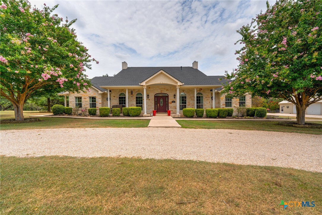 Property Photo:  501 Lovejoy Lane  TX 78666 