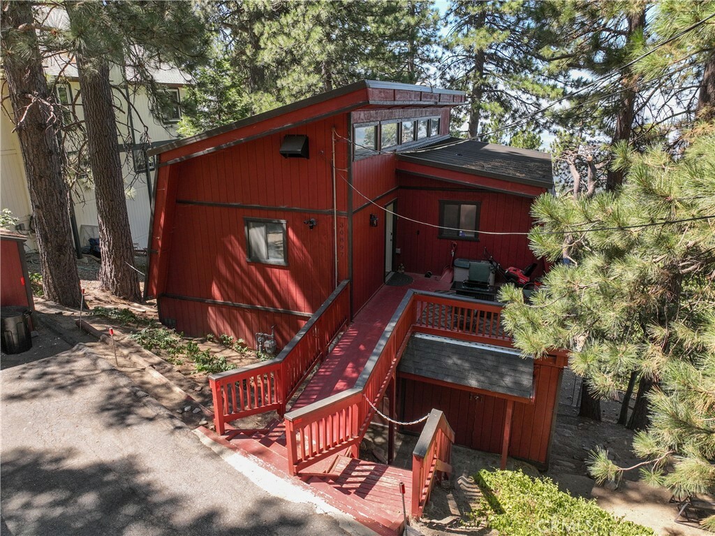 Property Photo:  30897 Glen Oak Drive  CA 92382 