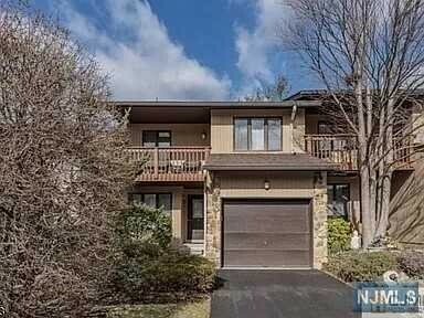 Property Photo: 404 Dogwood Court 7 NJ 07424