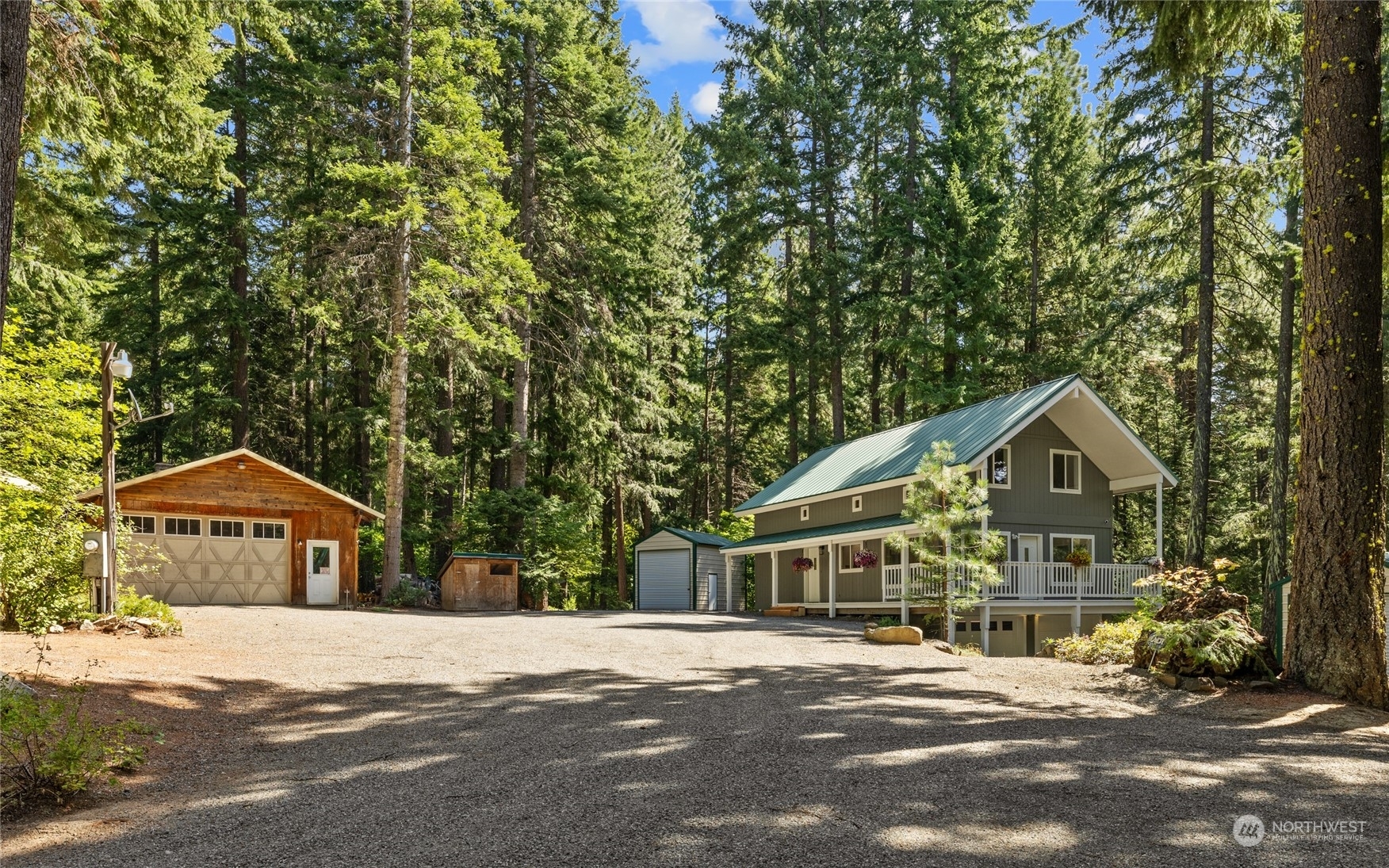 Property Photo:  30  Crawford Lane  WA 98940 