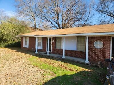 Property Photo:  618 Church Avenue  AR 72947 