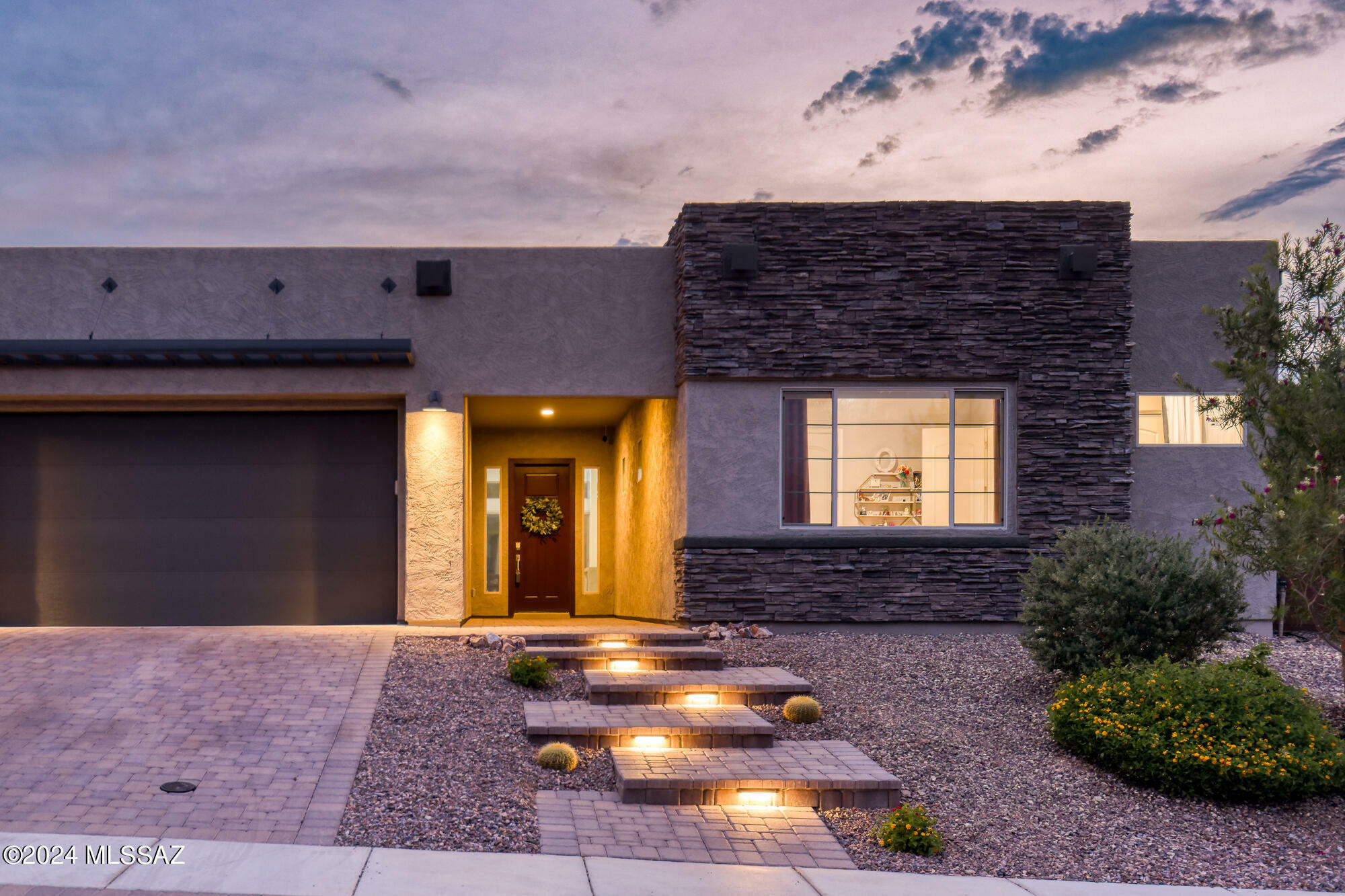 Property Photo:  13417 N Mariposa Lily Drive  AZ 85755 