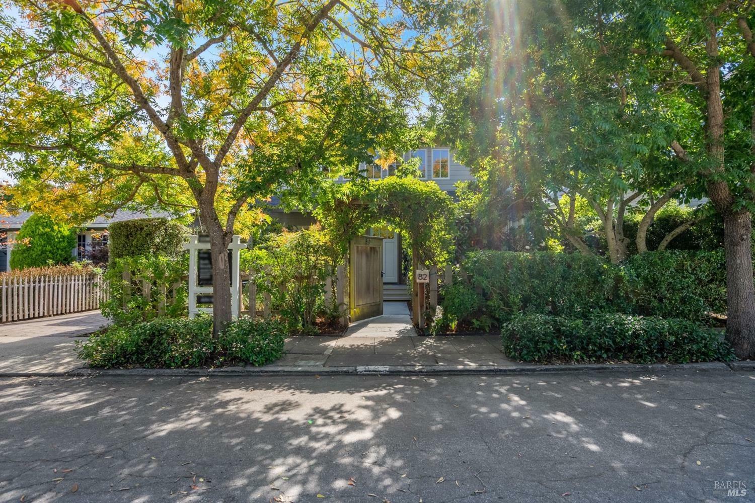 Property Photo:  82 Walnut Avenue  CA 94941 