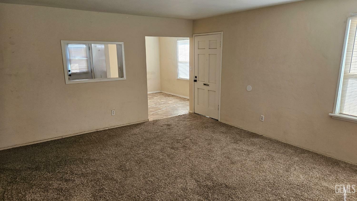 Property Photo:  1405 Castaic Avenue  CA 93308 