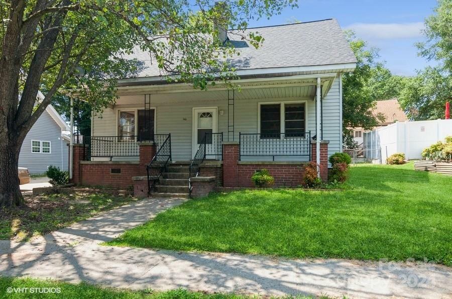 Property Photo:  105 N Ransom Street  NC 28052 