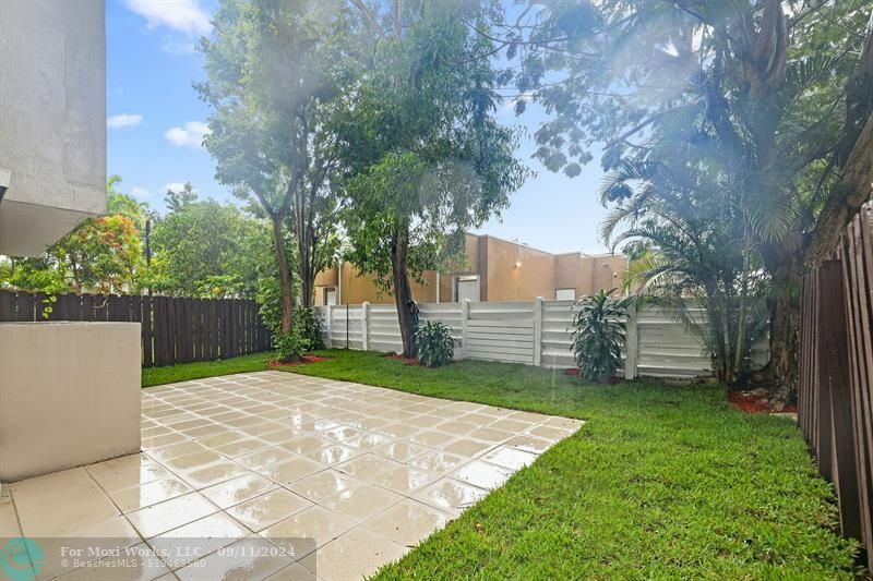 Property Photo:  6904 N Kendall Dr F102  FL 33156 