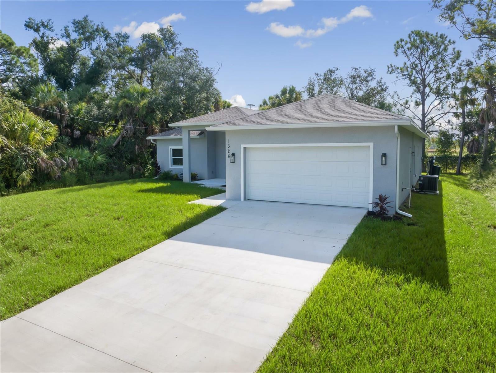 Property Photo:  1326 New London Street  FL 34288 