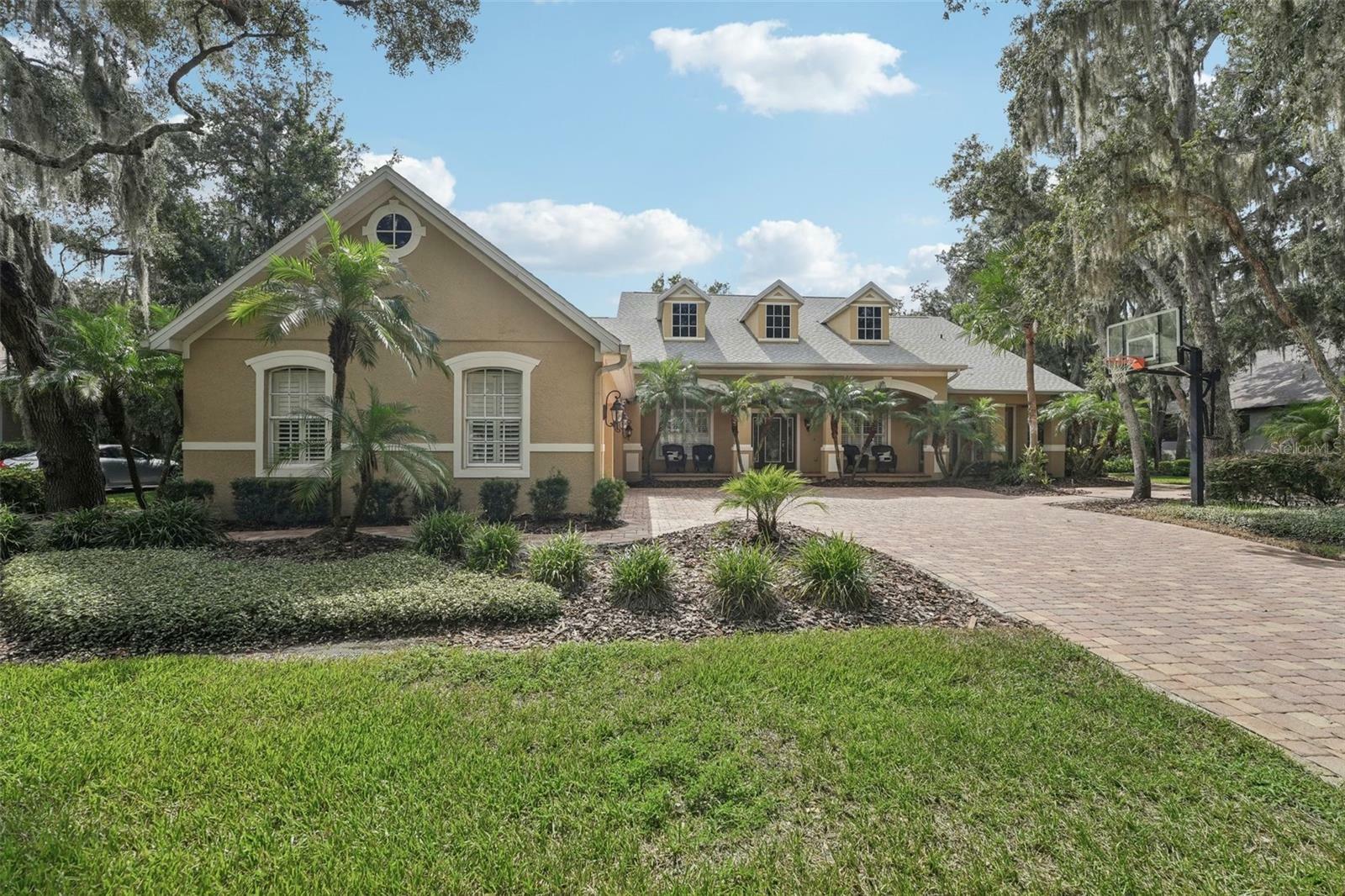 Property Photo:  5712 Ternwater Place  FL 33547 