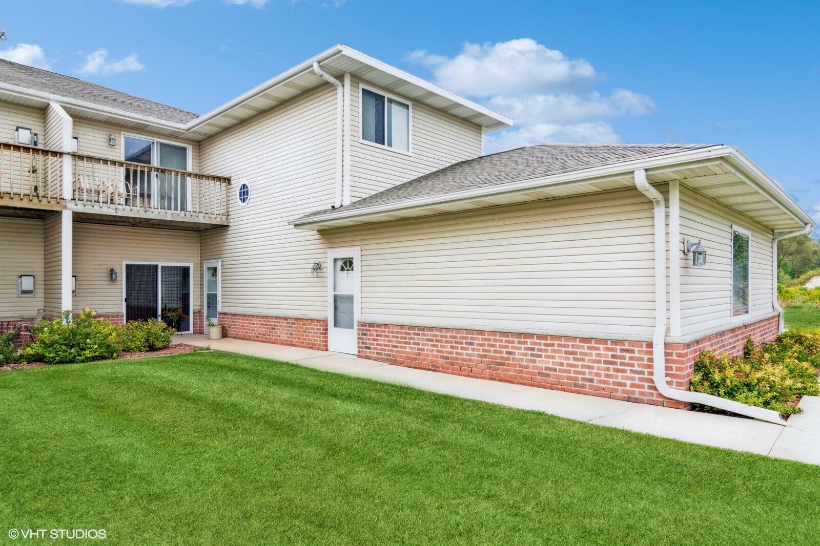 Property Photo:  316 Brookside Dr 3  WI 53050 