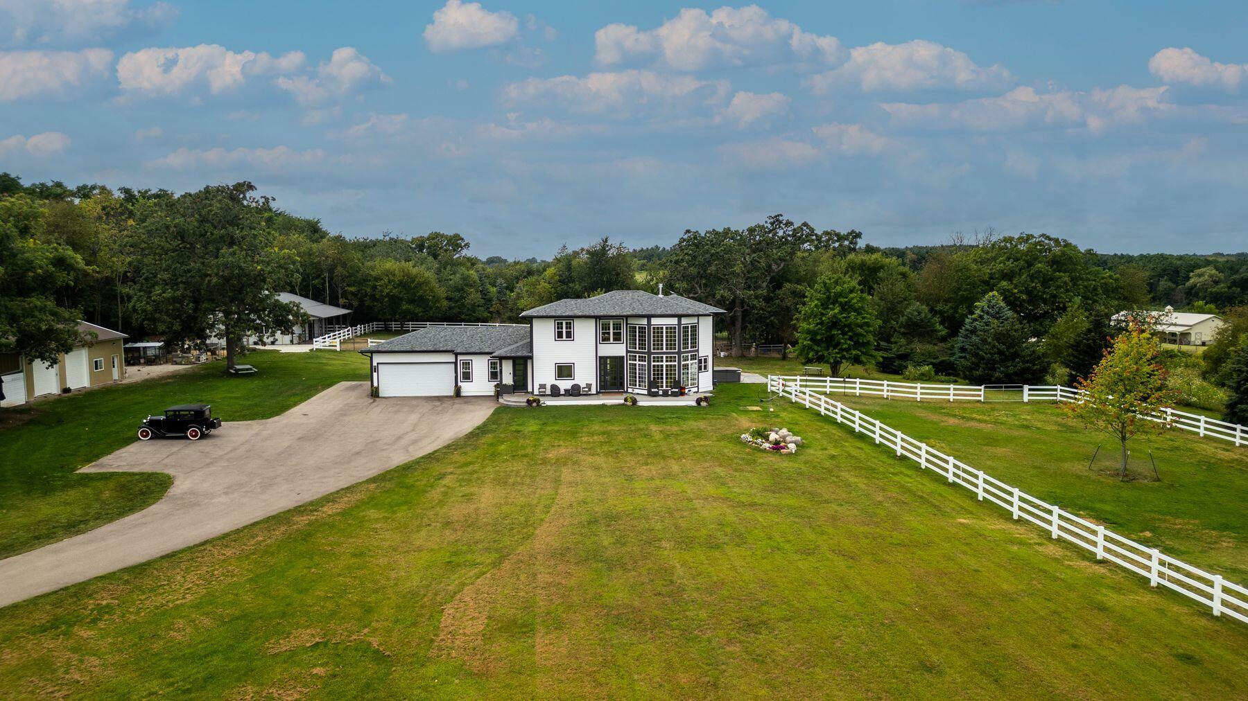 Property Photo:  W1940 County Road D -  WI 53105 