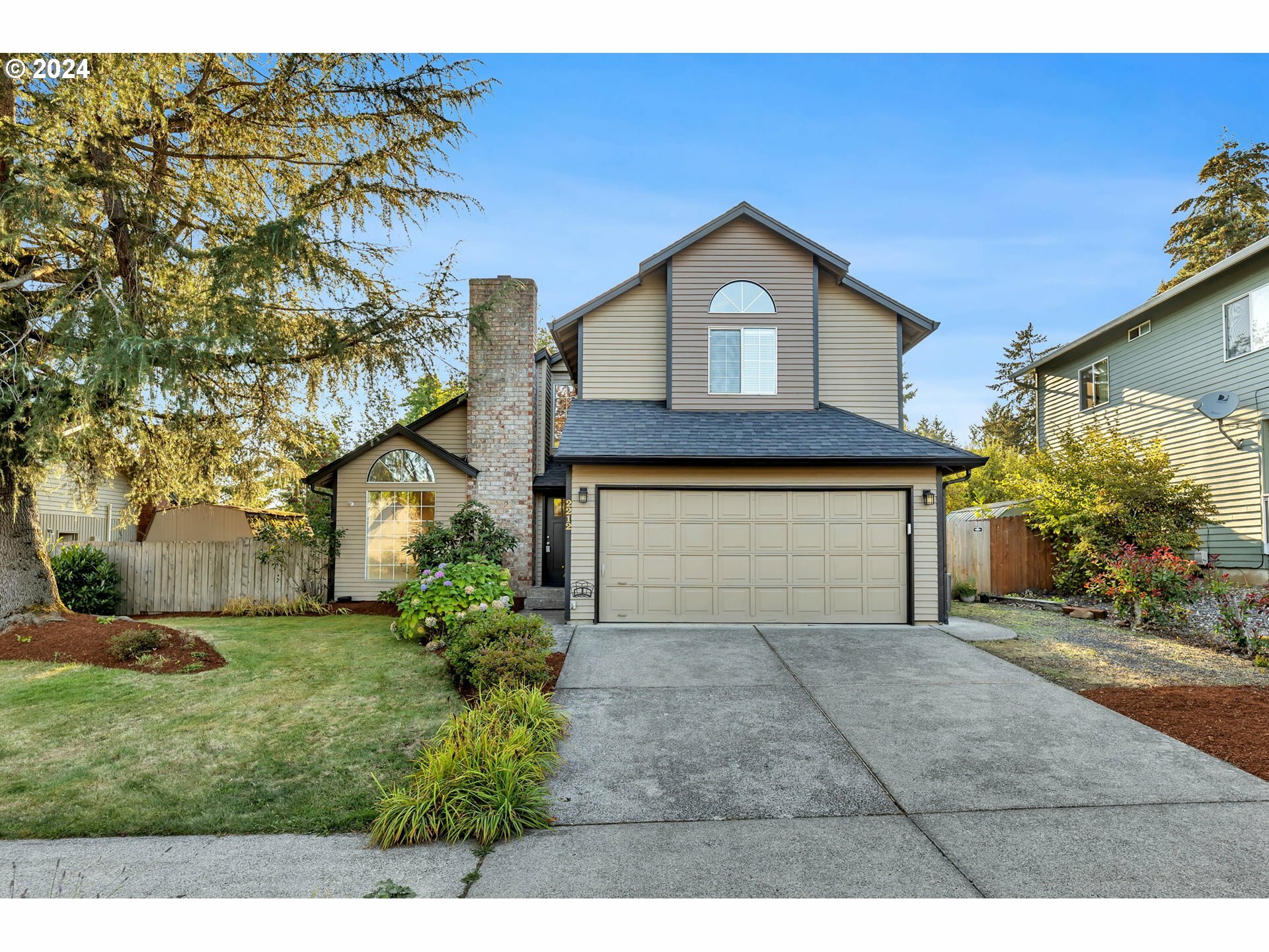 Property Photo:  2212 SE Blairmont Dr  WA 98683 