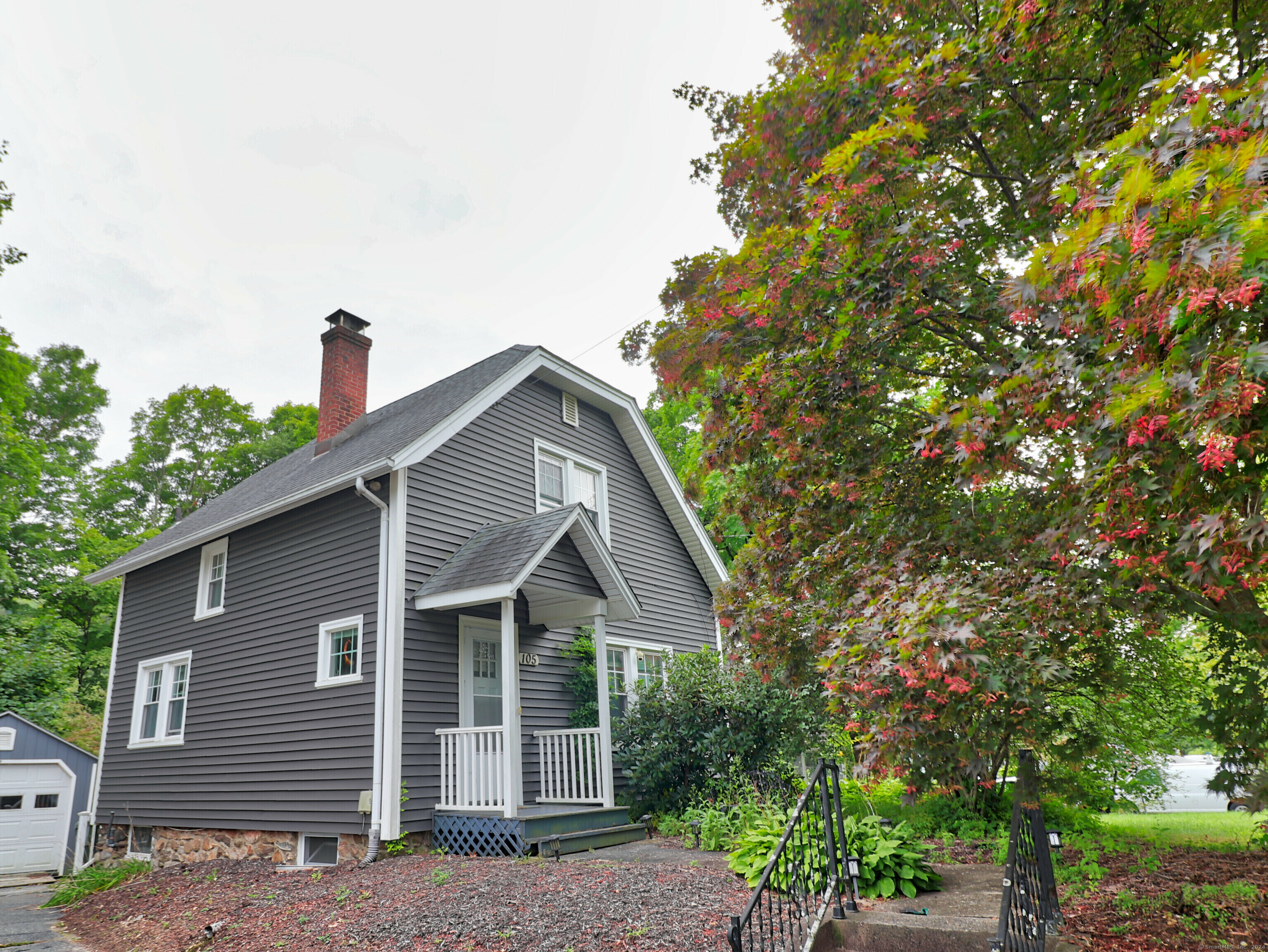 Property Photo:  105 Watertown Road  CT 06787 