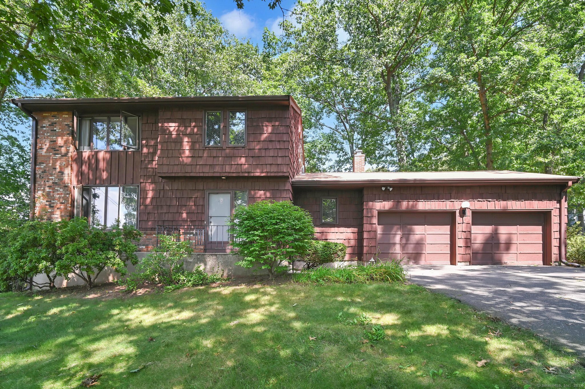 Property Photo:  45 Daryl Drive  CT 06066 