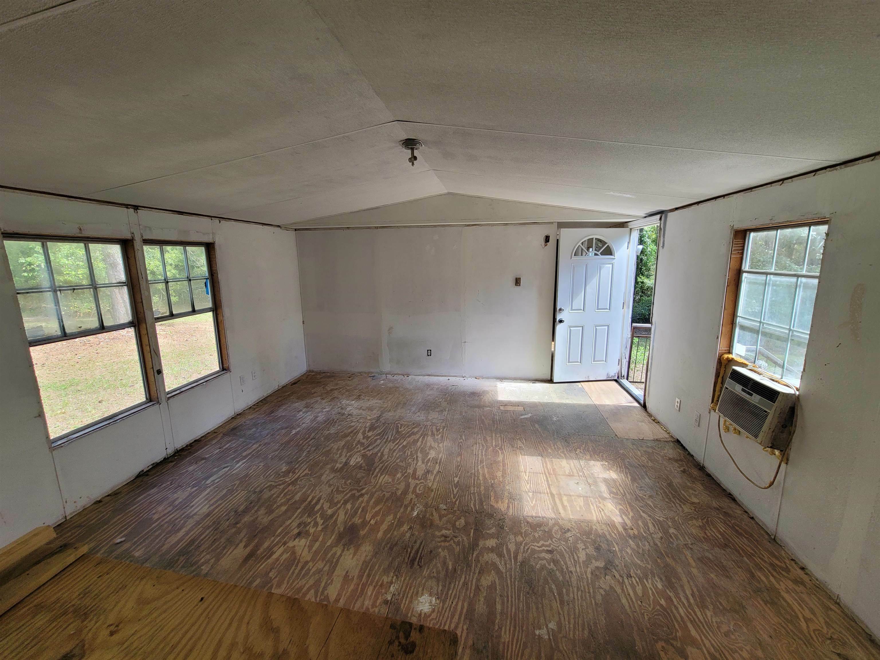 Property Photo:  2552 Jefferson Road  FL 32317 