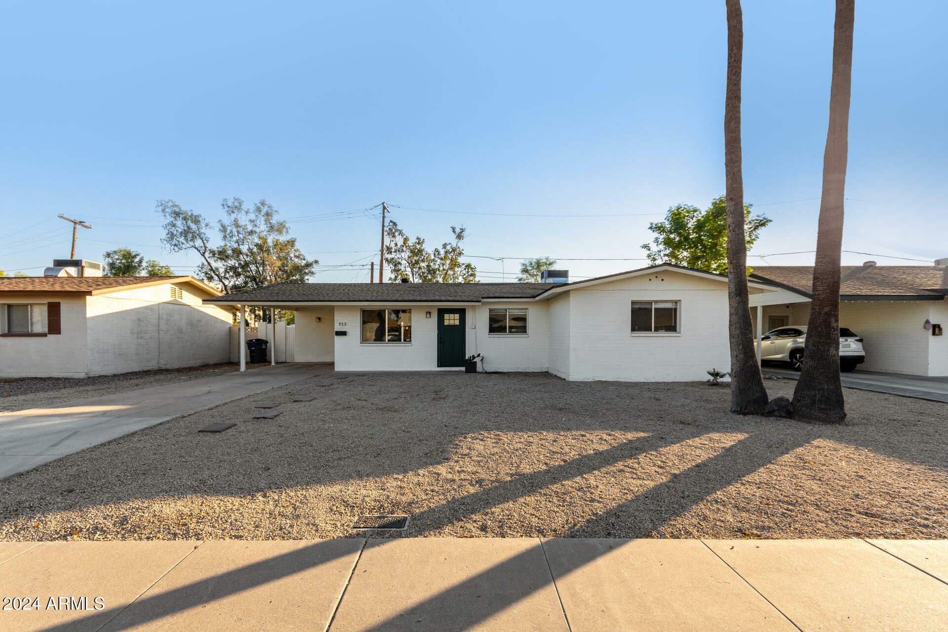 Property Photo:  713 W 19th Street  AZ 85281 