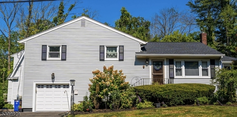 Property Photo:  2 Greenfield Ave  NJ 07901 