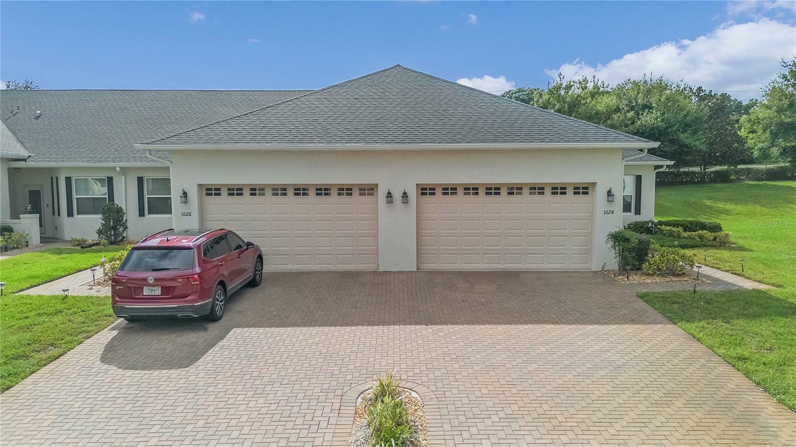 Property Photo:  1028 Green Gate Blvd  FL 34736 