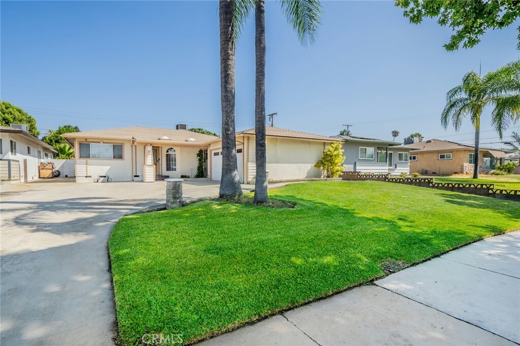 Property Photo:  818 W Princeton Street  CA 91762 