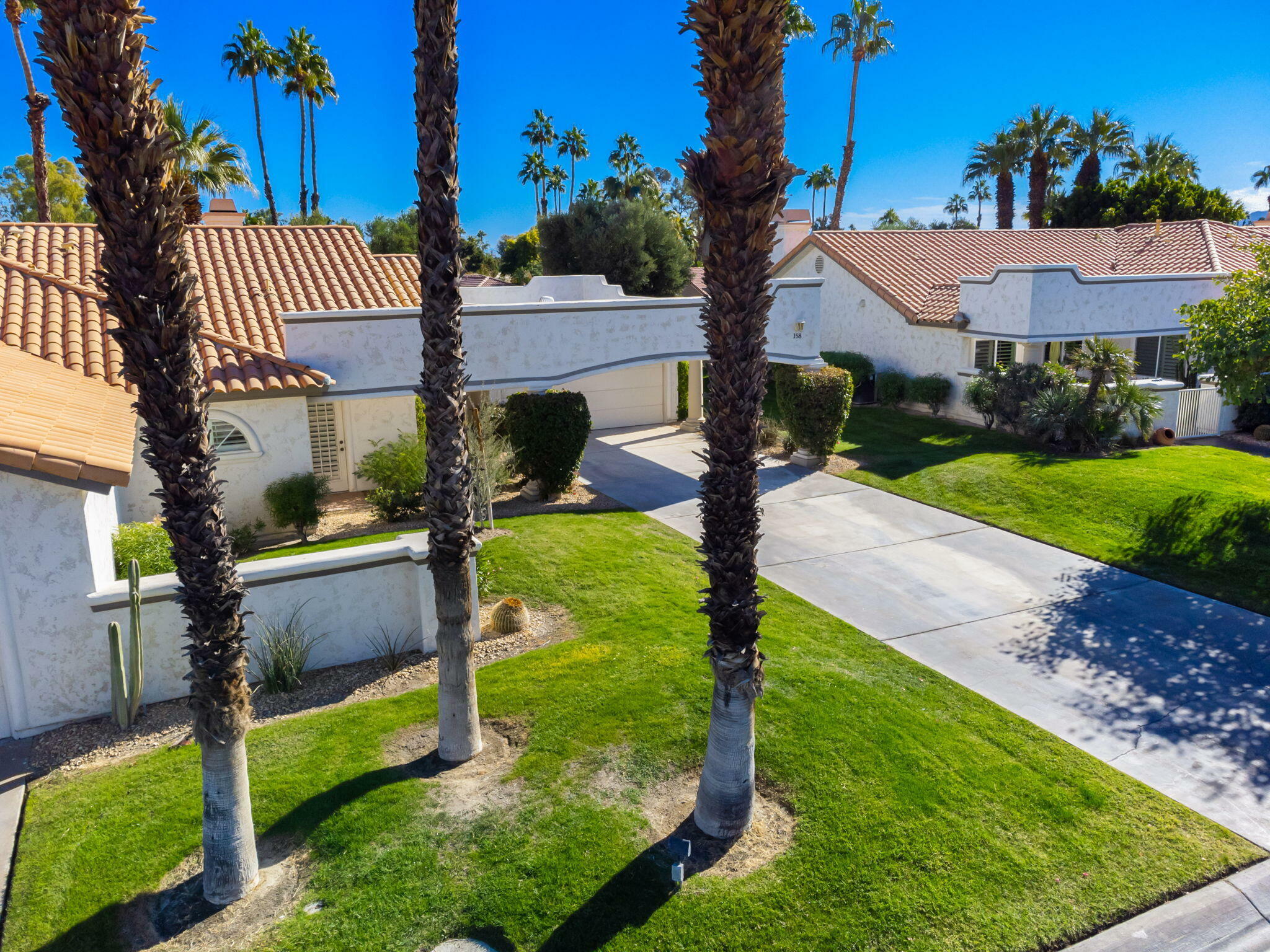 Property Photo:  158 Desert Falls Drive E  CA 92211 