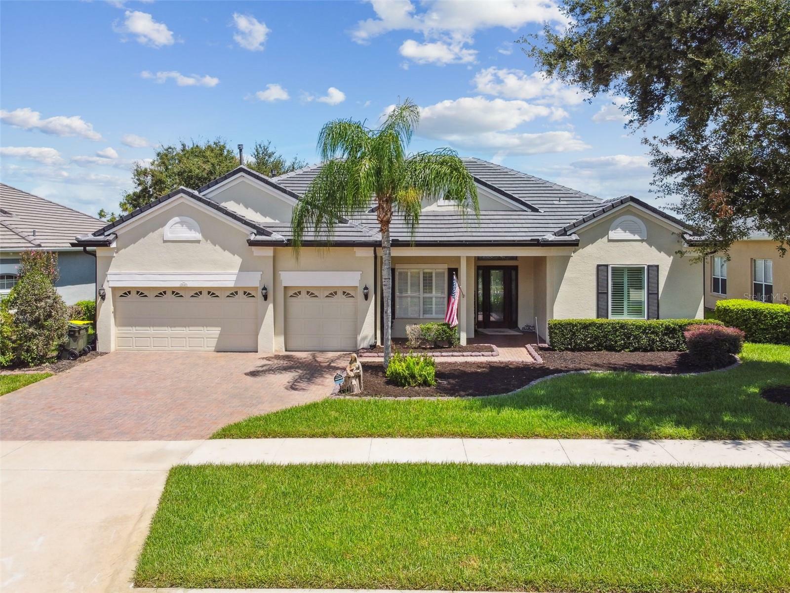 Property Photo:  2440 Prairie Dunes  FL 34711 