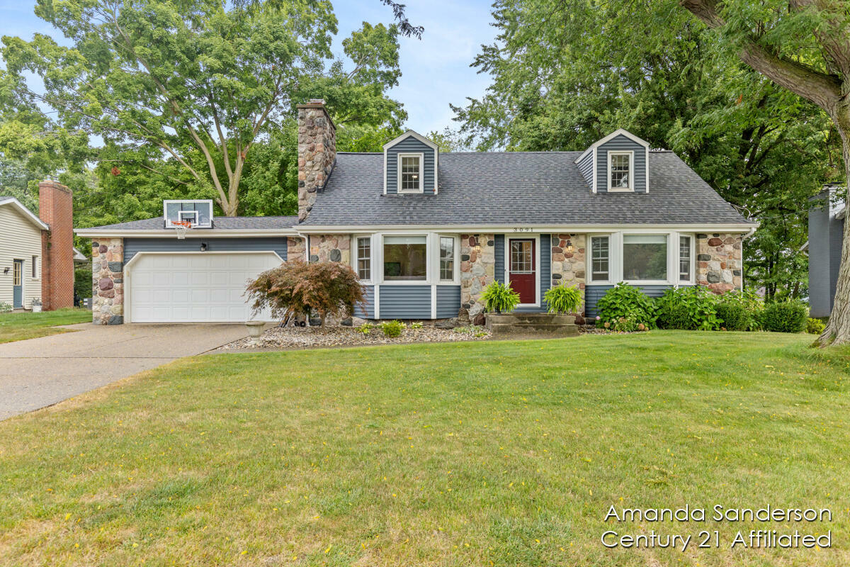 3091 Willow Creek Drive SW  Grandville MI 49418 photo