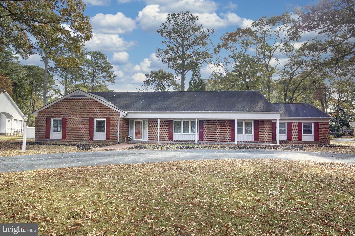 Property Photo:  1405 Woodland Road  MD 21801 